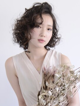 ロアーヘアー オペラオー 折尾店(RAWR hair Opera O) 【RAWR】カーリーパーマ_大人ボブ_ウエットスタイル
