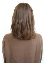 ヴィバラヘアー 明野店(VIVA LA HAIR)&nbsp;縦長シルエットのミディアムストレート