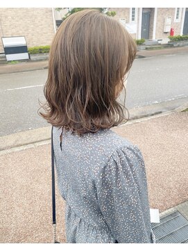 フィオーレ ヘアデザイン(FIORE hair design) オリーブベージュ ブリーチなし ミルクティー