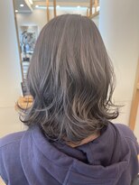 リュクスバトーバイトリコ 船橋南口店(Luxe BATEAU by tricot) ラベンダーアッシュ