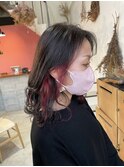 レッドバイオレットのイヤリングカラー