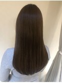 ナチュラルブラウンなサラ艶酸性ストレート