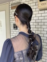 ローポニー　アレンジ　ヘアセット　お呼ばれヘア