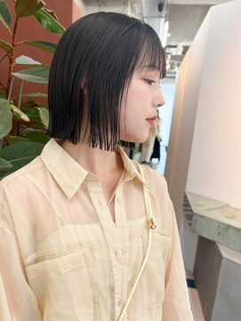 ノエ(noe) 切りっぱなし地毛風グレージュ