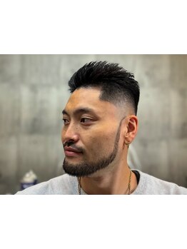 【男らしくなりたいメンズへ】技術力×提案力の高いスタイリストが、かっこいいモテスタイルを実現。