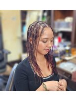 髪遊戯倶楽部&nbsp;ナチュラルブレイズ【原宿コーンロウ、東京コーンロウ】