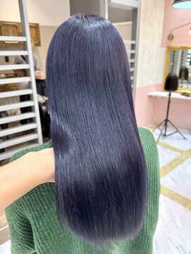 リー 梅田(Lee) ブルーラベンダー/ブリーチ2回/色落ちシルバー/透明感カラー