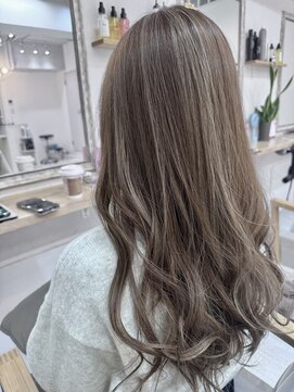 キーロ センター南(kiiro) ハイライトカラー