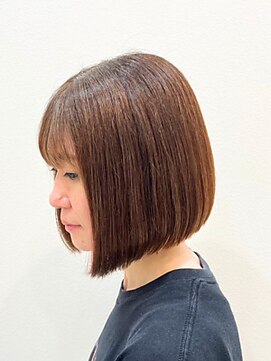 ルシードスタイル リコット レディース(LUCIDO STYLE Ricotto Lady's) 山梨切りっぱなしボブミニボブぱつっとボブ暗髪ボブ前下がりボブ