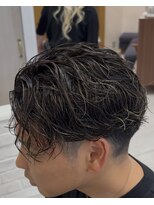 細かめセンターパートスパイラル