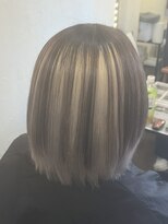 美容室 セカンドエフ&nbsp;ショート×ハイライト