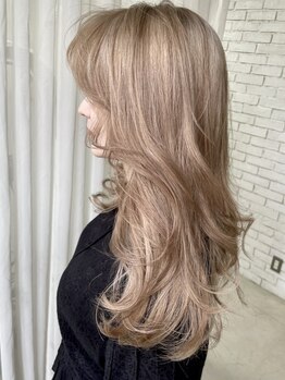 【2025年11月NEWOPEN】思わず触れたくなる艶髪で貴方の魅力を最大限に引き出します!髪質改善メニューも充実