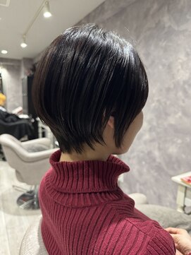 アルカナ(Arcana) 大人前下りショートボブ/黒髪ショート