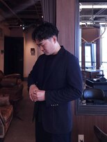 ブロック ジャポン(bloc japon)&nbsp;クラシカルなセンターパートパーマスタイル