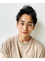 バイエイト(X8) 黒髪アップバングの清潔感ショートメンズヘア