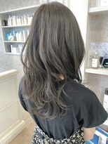 キャアリー(Caary)&nbsp;福山市美容室Caary 透明感グレージュ ふわっとレイヤースタイル