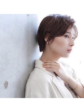 アニータバイガネイシャ(Aujua anita by ganesha) #ハンサムショート#ダークショコラ#大人かわいい#髪質改善#長浜