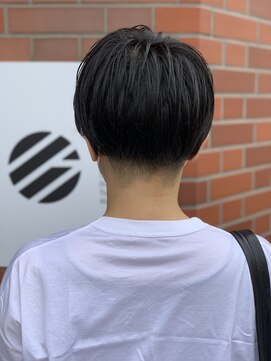 イイナヘアガレージ(117) 【117hairgarage】刈り上げガール_似合わせショート