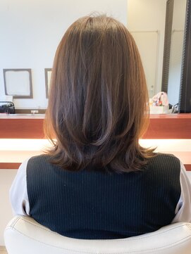 マーリャヘアー(mallia hair) くびれミディアム