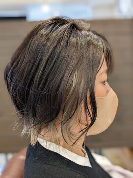 ステラ(STELLA) 前下がりボブ