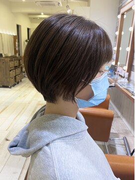 ネオリーブ クタ 町田店(Neolive kuta) 【Ｎｅｏｌｉｖｅｋｕｔａ町田店】ショートスタイル