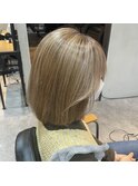 ぼかしハイライト×ロブ×ベージュホワイト