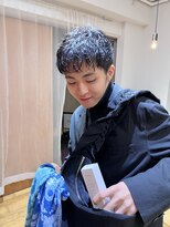 ジェノ(JENO by apish)&nbsp;メンズ/マッシュパーマ/ウルフ/アッシュブラック/カルマパーマ