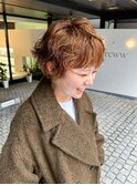 くしゃくしゃっと動かすパーマショート