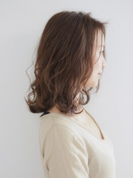 リーム(Reem)の写真/大人女性の魅力を引き出す技術力が人気の秘密◎お悩みに寄り添った施術で、あなたの”なりたい”がカタチに