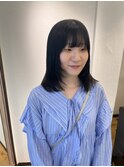 オリーブグレージュ×顔周りレイヤーカット