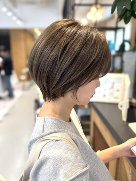 ザ シー 海老名(The C) ひし形ショート ベージュ グレージュ 小顔カット