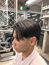 Vellgoはパーマ技術、特殊技術に特化したメンズサロンです