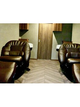 【マルナカ円座店から徒歩1分】通いやすい好立地◎ゆったり過ごせる落ち着いた雰囲気が嬉しい＊