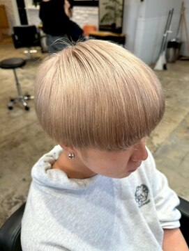 ジェットブラックキューサンロク(JET BLACK 936) 透明感を極めたJB流海外風プラチナミルクティベージュ