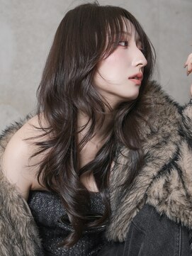 イリ 大阪(ili) レイヤーカット/ブリーチなし/ピンクベージュ/髪質改善