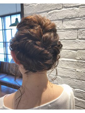 ヴァンクシー バイ ルナ(VANKCY by Luna) 【neolive plus　向ヶ丘遊園】後れ毛たっぷり！ふわもこアレンジ