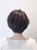 ショートボブ