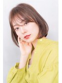 クリーミーベージュ×ふんわりボブスタイル