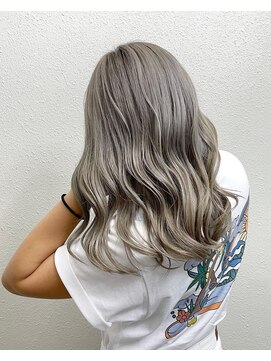 アウルム 下北沢(aurum) 【ロング】ホワイトグレージュ♪