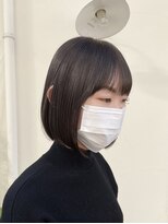 カミビト マヴィー(kamibito mavie)&nbsp;ぱつっとボブ/外ハネ/グレージュ/フォギーベージュ/大人気/艶髪