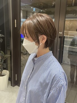 ステアケース 武蔵小杉店(stair:case) 武蔵小杉脱白髪染めショート大人可愛い