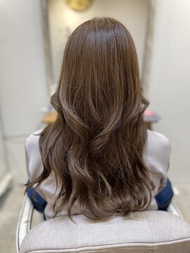 ヘアアンドヘッドスパ エリー(hair&headspa elly) 韓国風レイヤー・ミルクティーベージュ