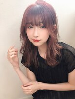 プラチナ(PLATINA)&nbsp;PLATINA上田チェリーブラウンカラーのフェミニンロング