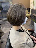 ライフ 忍ケ丘店(Lyfe)&nbsp;切りっぱなしボブグラデーション_ハイライトカラー_200