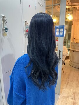 ナンバー ユアイロ 川崎(N° uairo) 【池田】シアーなnavy blue