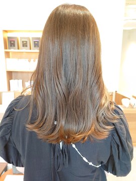 スーリール 箱崎店(Sourire) つやベージュ