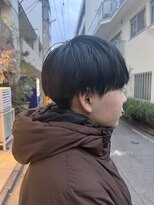 オムファミーユラグ(homme, famille raugh) 美シルエットな刈り上げマッシュ