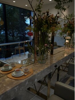 コスト(costes)の写真/自分自身も、それは頭皮も髪も日々様々なことに直面する大人の女性のためのウェルネスサロン