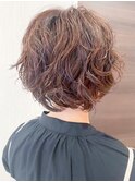 20代30代40代くせ毛風パーマアッシュブラウン透明感ショートボブ