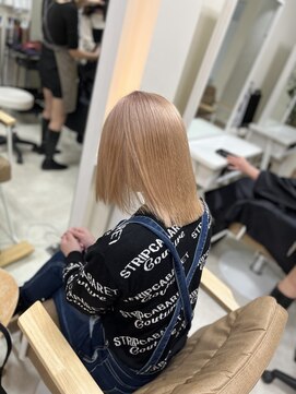 カリーナ(CARINA) ブリーチ修正/ハイトーンカラー